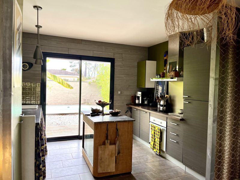 Vente Maison OEYRELUY - 5 pièces -135 m² - (40180)