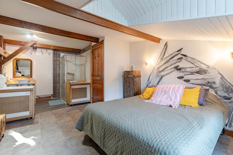 Vente Maison RIVIERES - 6 pièces -260 m² - (16110)