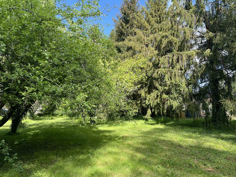 Vente Terrain MARILLAC LE FRANC - -1560 m² - (16110)
