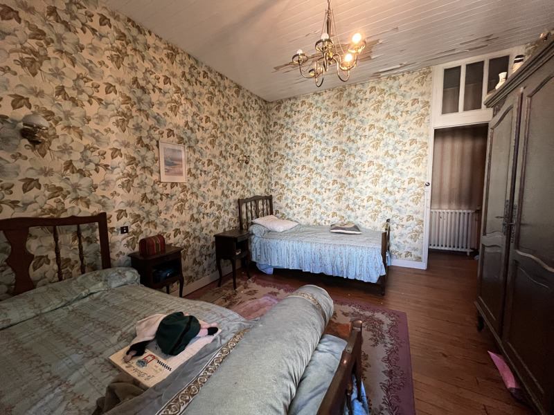 Vente Immeuble LA ROCHEFOUCAULD EN ANGOUMOIS - -  442 m² - (16110)