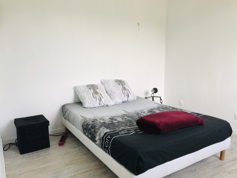Vente Maison CHASSENEUIL SUR BONNIEURE - 5 pièces -111 m² - (16260)