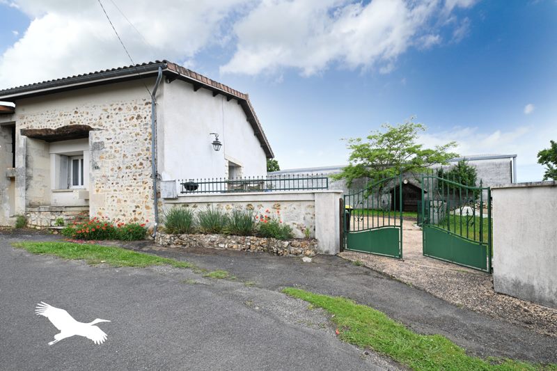 Vente Maison TAPONNAT FLEURIGNAC - 3 pièces -81 m² - (16110)