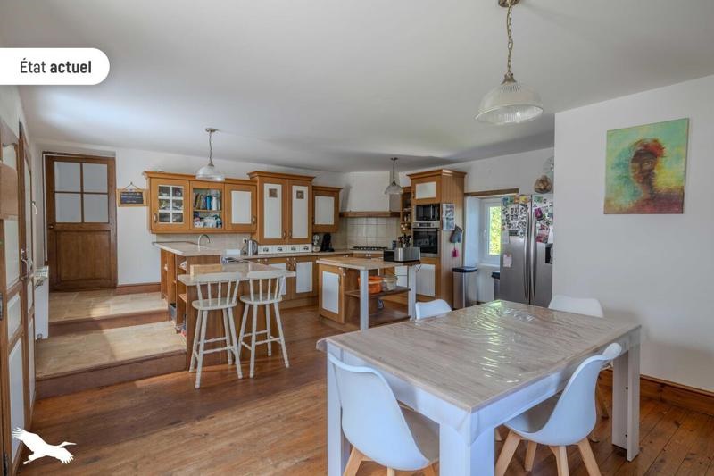Vente Maison VAL DE BONNIEURE - 7 pièces -197 m² - (16230)