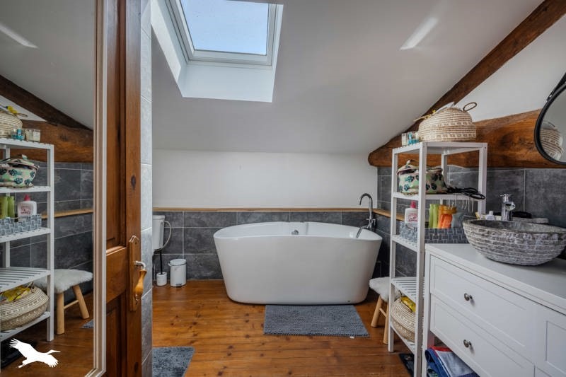 Vente Maison VAL DE BONNIEURE - 7 pièces -197 m² - (16230)