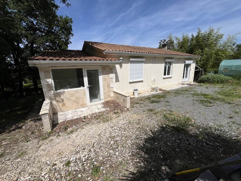 Vente Maison LA ROCHEFOUCAULD EN ANGOUMOIS - 5 pièces -91 m² - (16110)