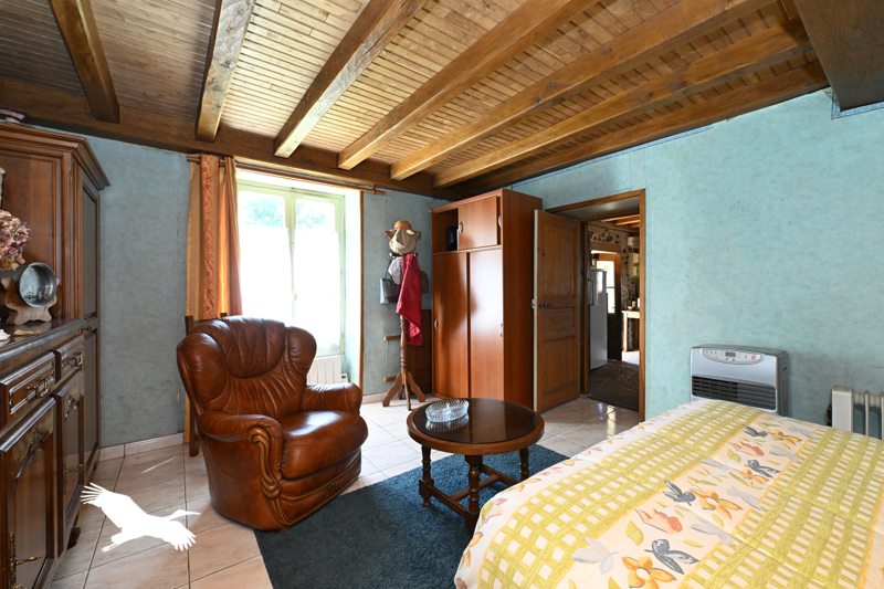 Vente Maison MARILLAC LE FRANC - 5 pièces -107 m² - (16110)