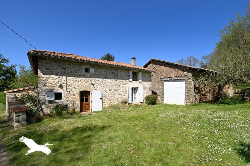 Vente Maison MARILLAC LE FRANC - 5 pièces -107 m² - (16110)
