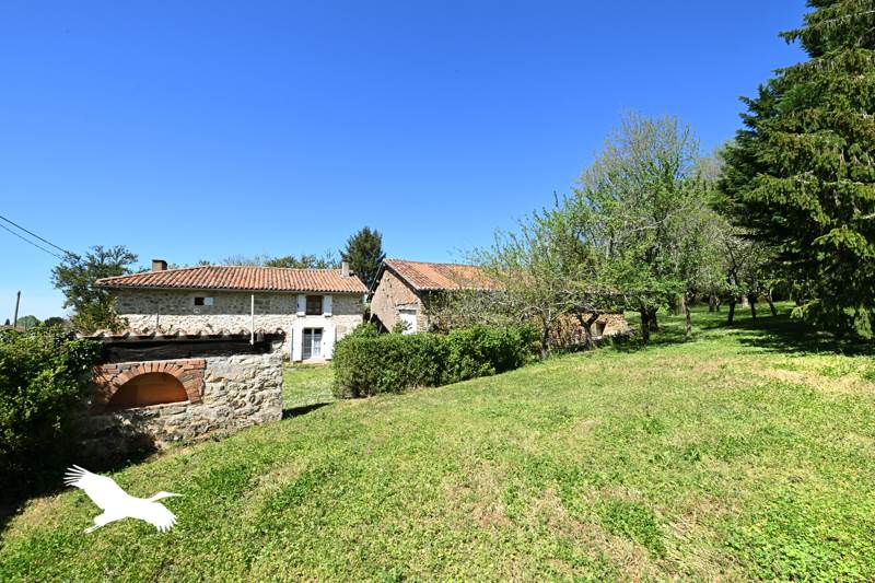 Vente Maison MARILLAC LE FRANC - 5 pièces -107 m² - (16110)
