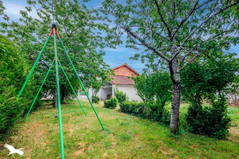 Vente Maison CHASSENEUIL SUR BONNIEURE - 6 pièces -140 m² - (16260)