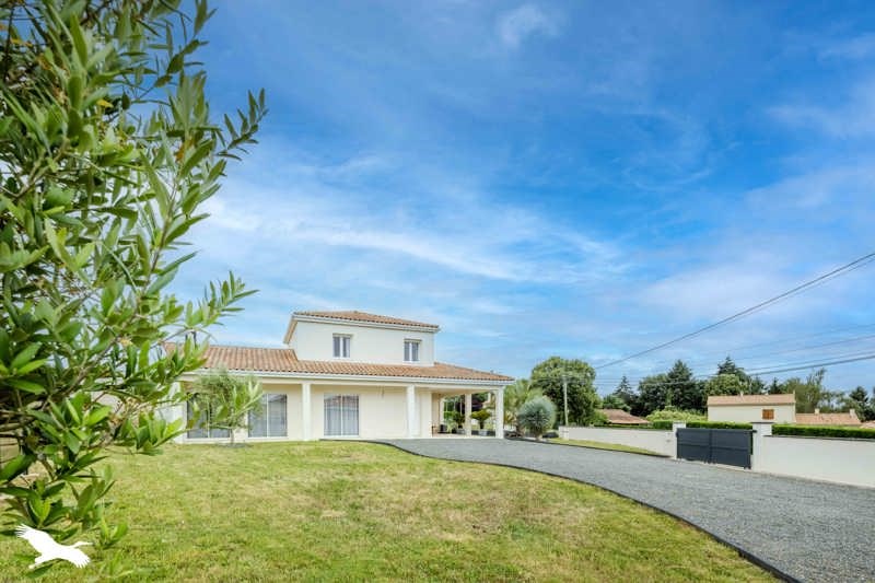 Vente Maison RIVIERES - 4 pièces -90 m² - (16110)
