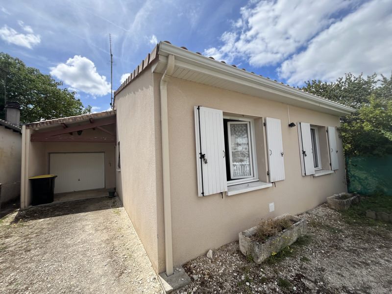 Vente Maison LA ROCHEFOUCAULD EN ANGOUMOIS - 4 pièces -80 m² - (16110)