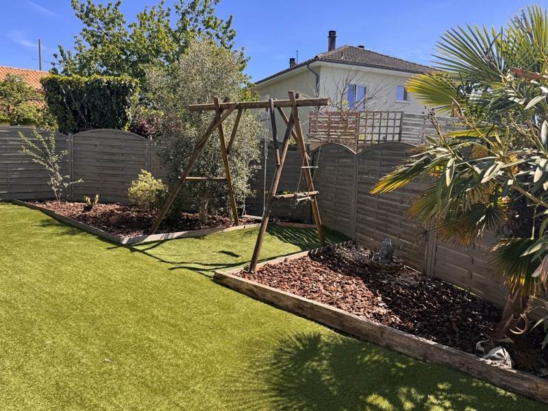 Vente Maison La Rochefoucauld-en-Angoumois - 5 pièces -114 m² - (16110)