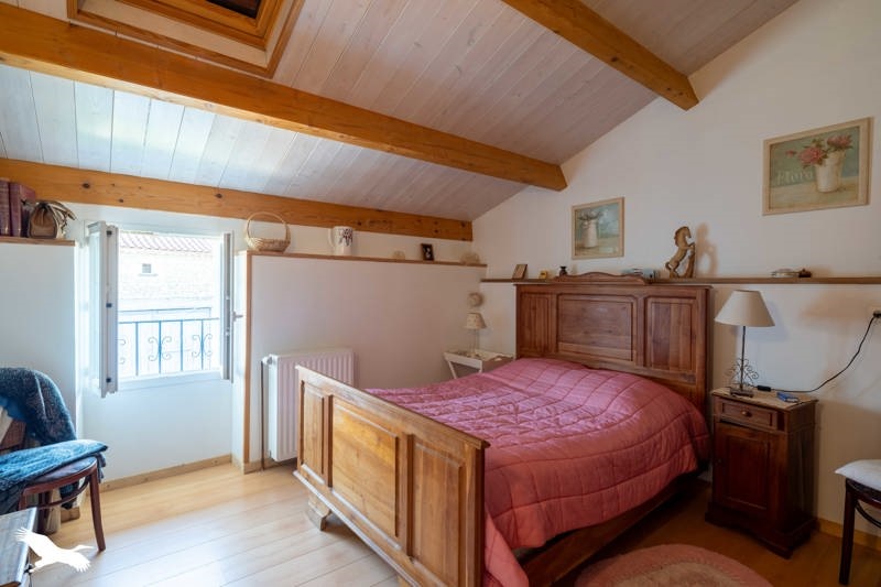 Vente Maison RIVIERES - 8 pièces -160 m² - (16110)