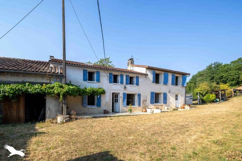 Vente Maison RIVIERES - 8 pièces -160 m² - (16110)
