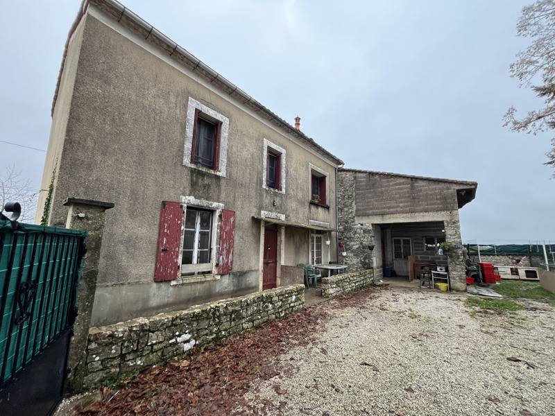 Vente Maison COULGENS - 6 pièces -115 m² - (16560)