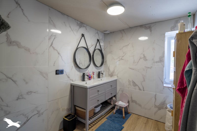 Vente Maison RIVIERES - 6 pièces -122 m² - (16110)