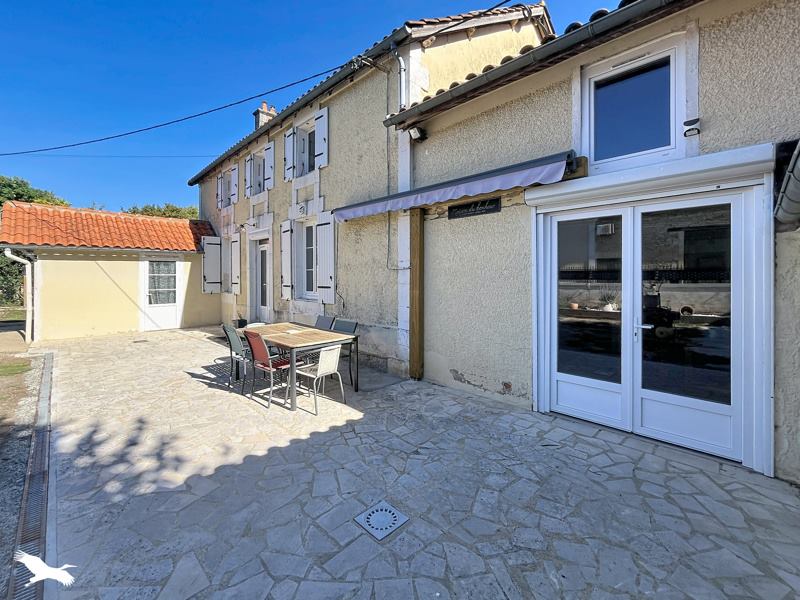 Vente Maison La Rochette 16110 5 pièces - 235 m²