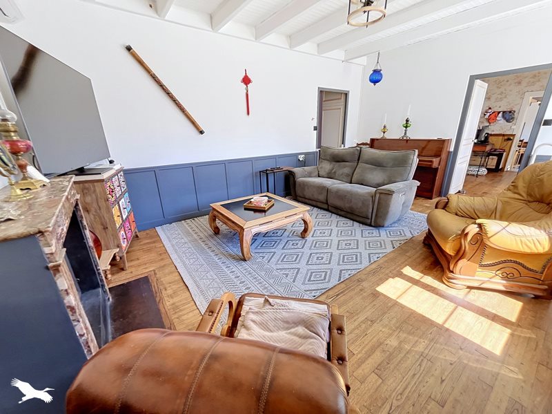 Vente Maison La Rochette - 5 pièces -235 m² - (16110)