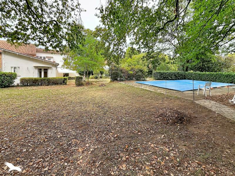 Vente Maison Chasseneuil-sur-Bonnieure - 6 pièces -146 m² - (16260)
