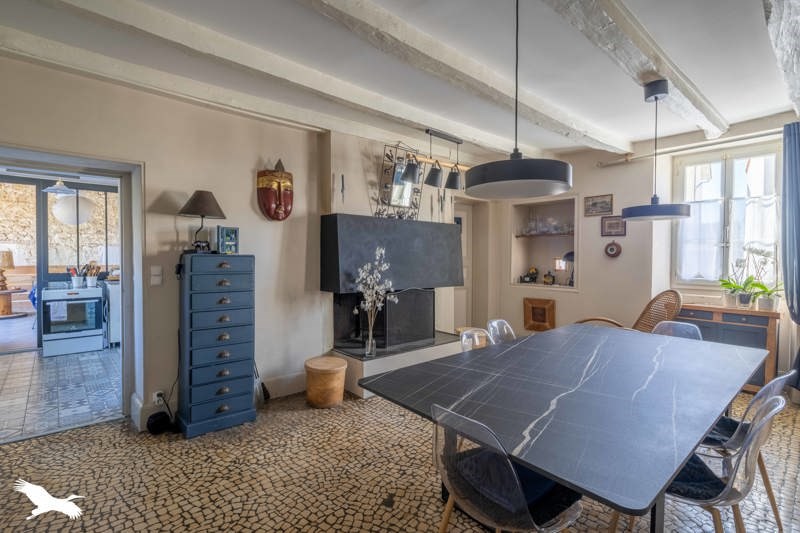 Vente Maison La Rochefoucauld-en-Angoumois - 11 pièces -251 m² - (16110)
