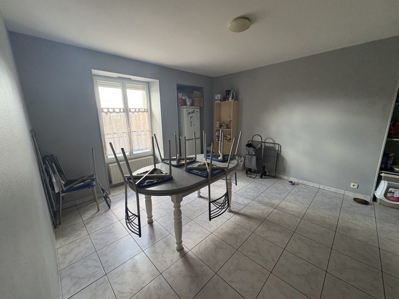 Vente Immeuble La Rochefoucauld-en-Angoumois - -  204 m² - (16110)
