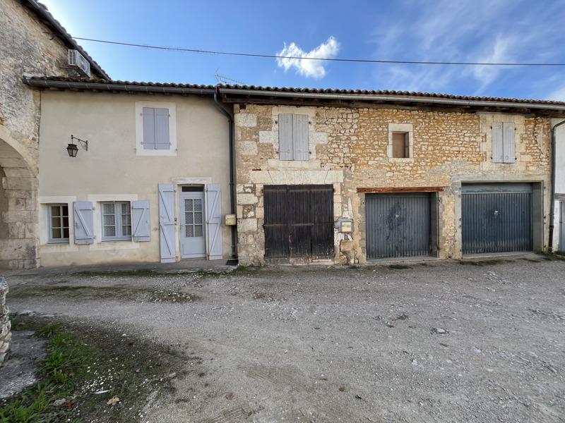 Vente Maison La Rochefoucauld-en-Angoumois 16110 5 pièces - 119 m²