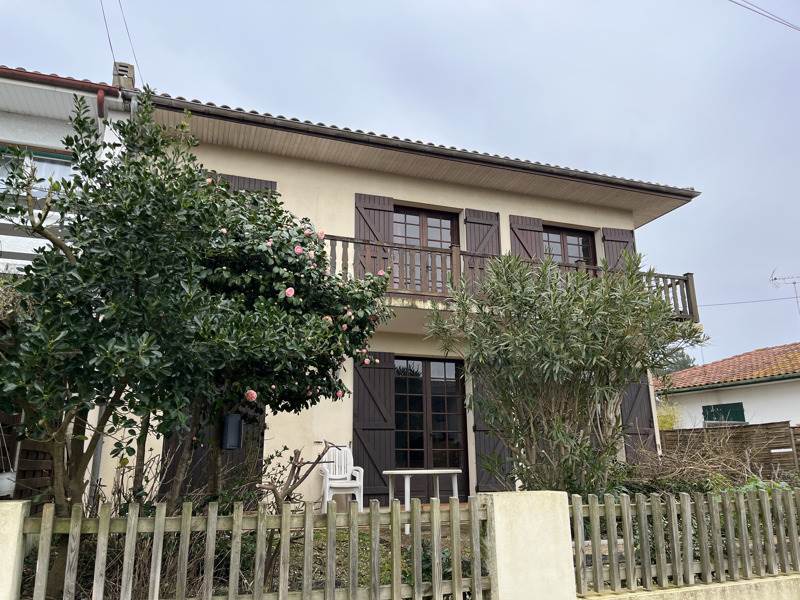 Vente Maison LEGE CAP FERRET - 7 pièces -133 m² - (33970)