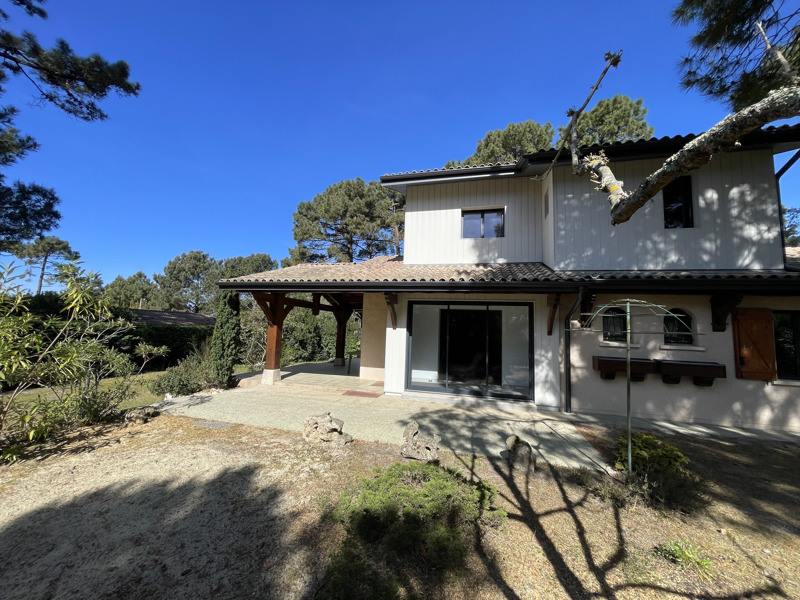 Vente Maison LEGE CAP FERRET - 7 pièces -164 m² - (33950)