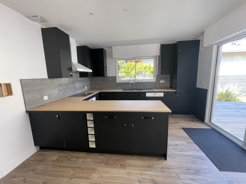 Vente Maison LEGE CAP FERRET - 4 pièces -150 m² - (33950)