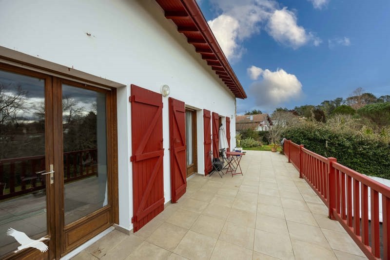 Vente Maison ARBONNE - 7 pièces -196 m² - (64210)