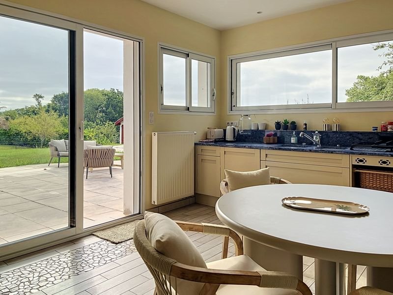Vente Maison ARBONNE - 4 pièces -230 m² - (64210)