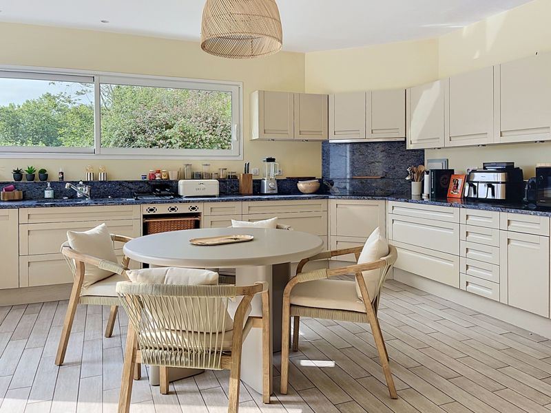 Vente Maison ARBONNE - 4 pièces -230 m² - (64210)