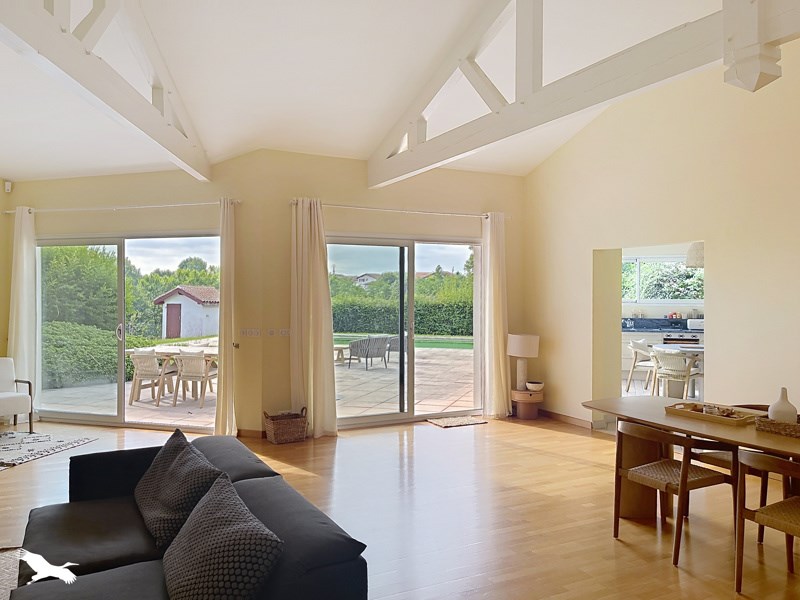 Vente Maison ARBONNE - 4 pièces -230 m² - (64210)