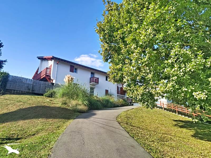 Vente Appartement Arbonne - 2 pièces -46 m² - (64210)