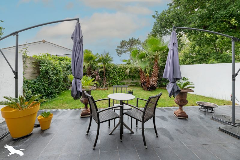 Vente Maison HOURTIN - 5 pièces -110 m² - (33990)