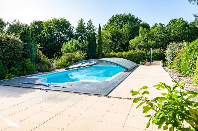 Vente Maison HOURTIN - 6 pièces -174 m² - (33990)
