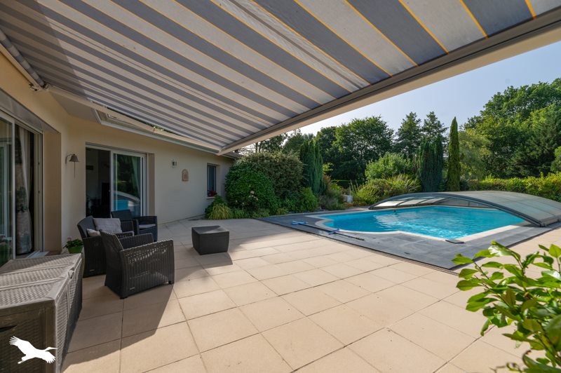 Vente Maison HOURTIN - 6 pièces -174 m² - (33990)