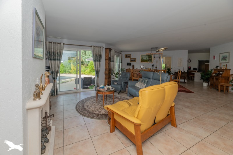 Vente Maison HOURTIN - 6 pièces -174 m² - (33990)