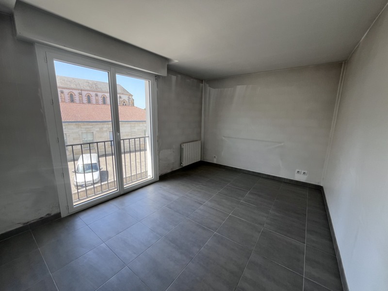 Vente Appartement HOURTIN - 3 pièces -67 m² - (33990)