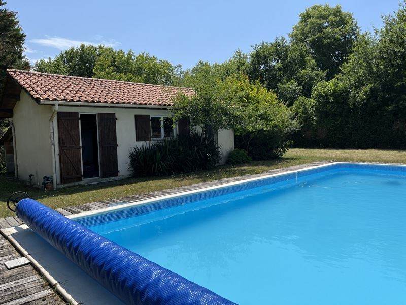 Vente Maison HOURTIN - 1 pièce -40 m² - (33990)
