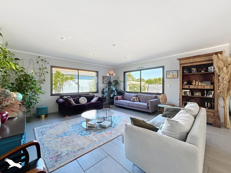 Vente Maison HOURTIN - 6 pièces -146 m² - (33990)