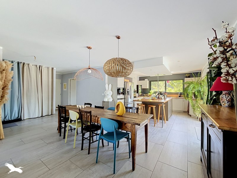 Vente Maison HOURTIN - 6 pièces -146 m² - (33990)
