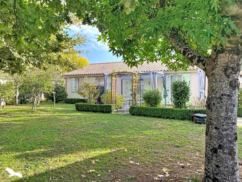 Maison 5 pièces 107 m² · à Hourtin · 107 m² · 317 700 €