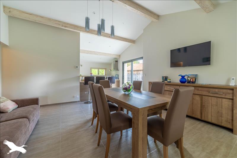 Vente Maison HOURTIN - 4 pièces -77 m² - (33990)