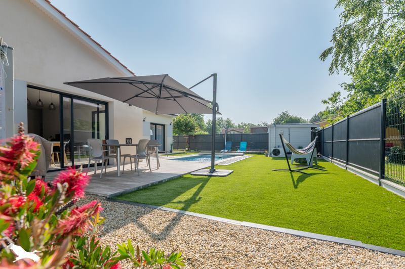 Vente Maison HOURTIN - 4 pièces -105 m² - (33990)