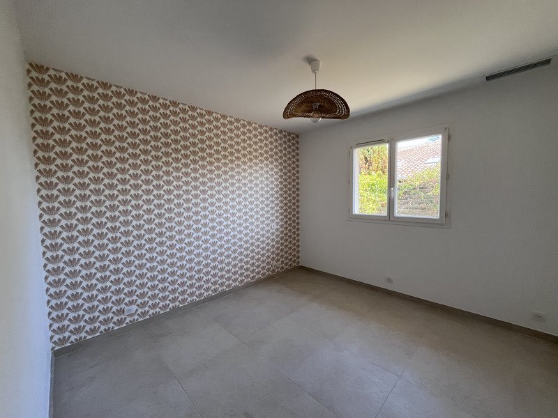 Vente Maison HOURTIN - 5 pièces -115 m² - (33990)