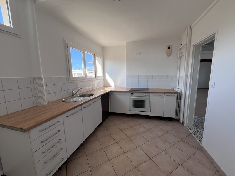 Vente Appartement HOURTIN - 5 pièces -86 m² - (33990)