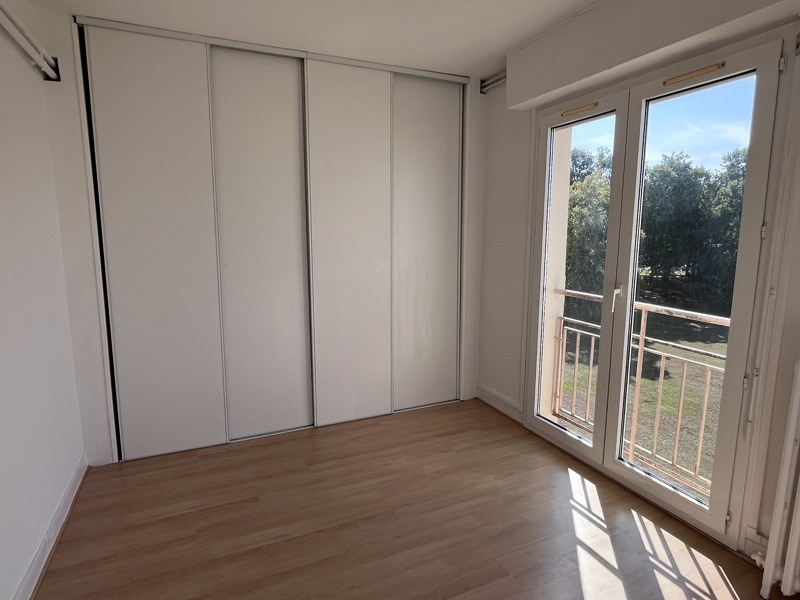 Vente Appartement HOURTIN - 5 pièces -86 m² - (33990)