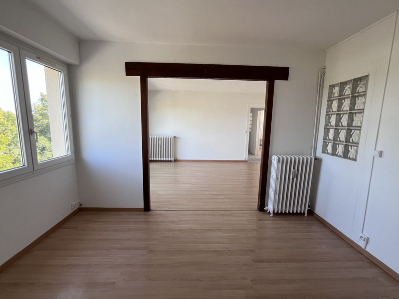 Vente Appartement HOURTIN - 5 pièces -86 m² - (33990)