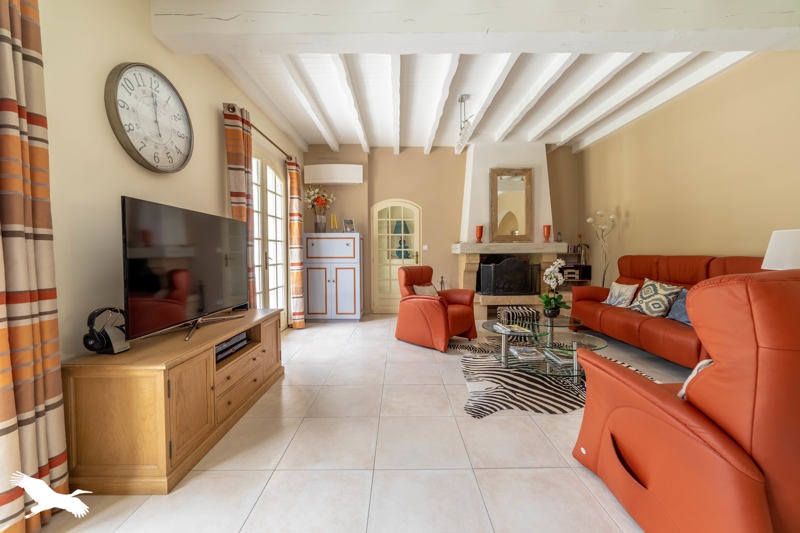 Vente Maison HOURTIN - 6 pièces -192 m² - (33990)